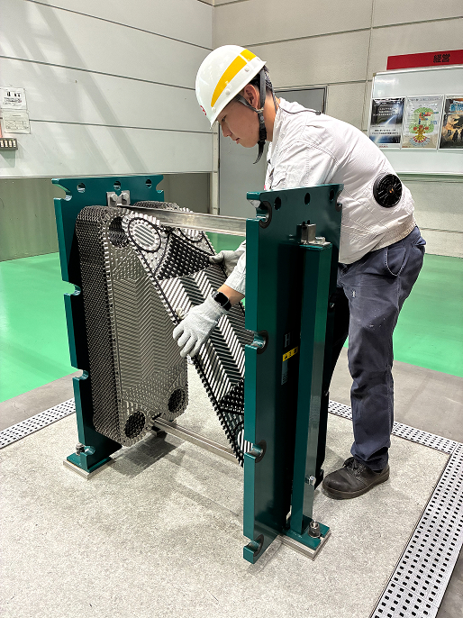 プレート・ガスケットの取り外し